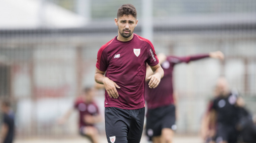 En El Athletic Falta Uno, Y No Cualquiera Puede Ocupar El Puesto 1 Peru Nolaskoain / Athletic Club De Bilbao