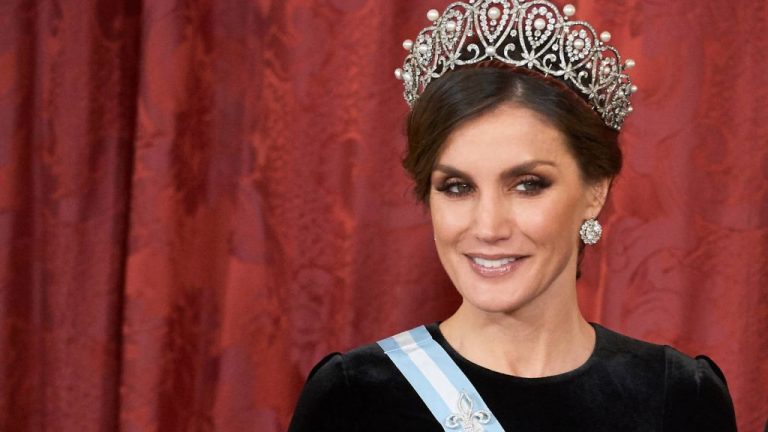 La Reina Letizia destaca la importancia de la colaboración en la investigación del cáncer