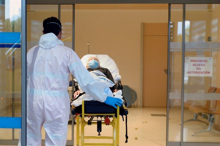 Dos fallecidos y 338 nuevos positivos en la última jornada en Extremadura