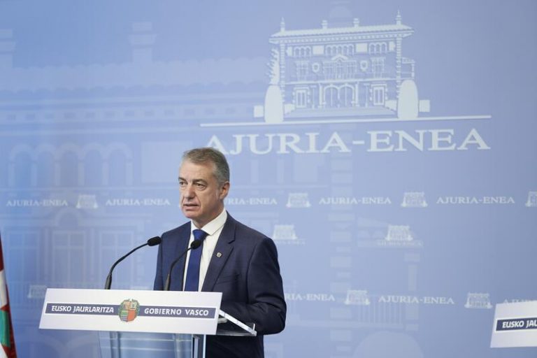 Urkullu sugiere «republicanizar» la monarquía»