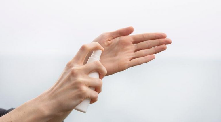 Dermatólogos recomiendan un uso «prudente» de los hidrogeles