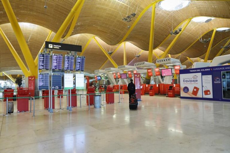 Aena registra 5,46 millones de pasajeros en septiembre, casi un 80% menos
