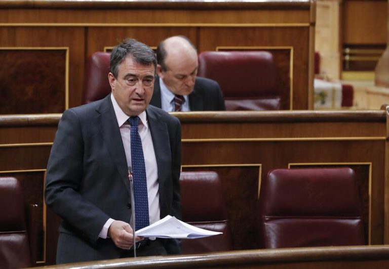 PNV cree que los Presupuestos aseguran dos años de legislatura
