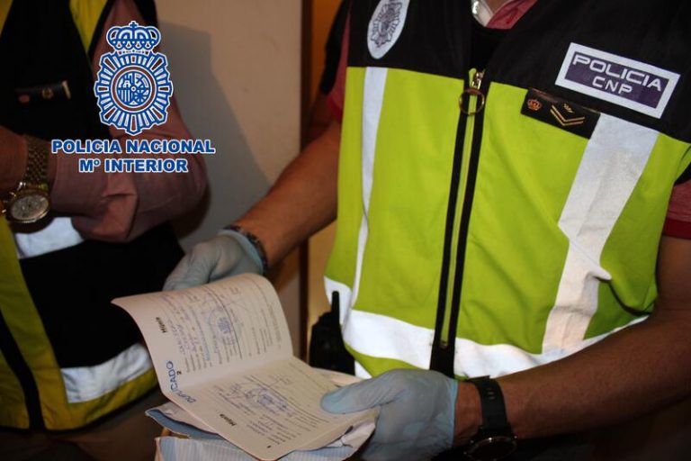 Desarticulan una banda que obtenía permisos de residencia con denuncias falsas de maltrato
