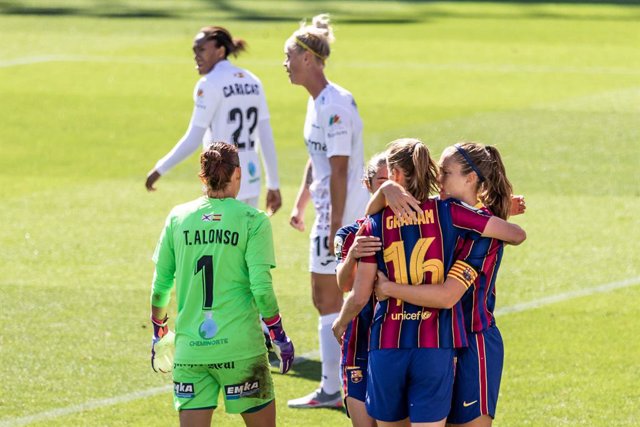 El Barça avisa al EDF Logroño y el Atlético se deja sus primeros puntos en la Primera Iberdrola