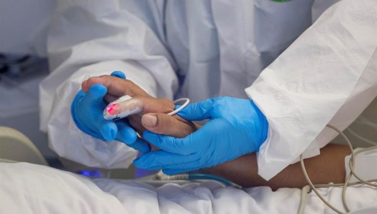Andalucía suma 68 hospitalizados en 24 horas hasta los 1.152