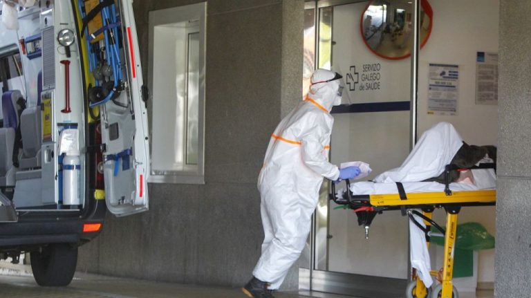 Galicia registra 11 fallecidos con covid este martes, la mayor cifra en más de cinco meses