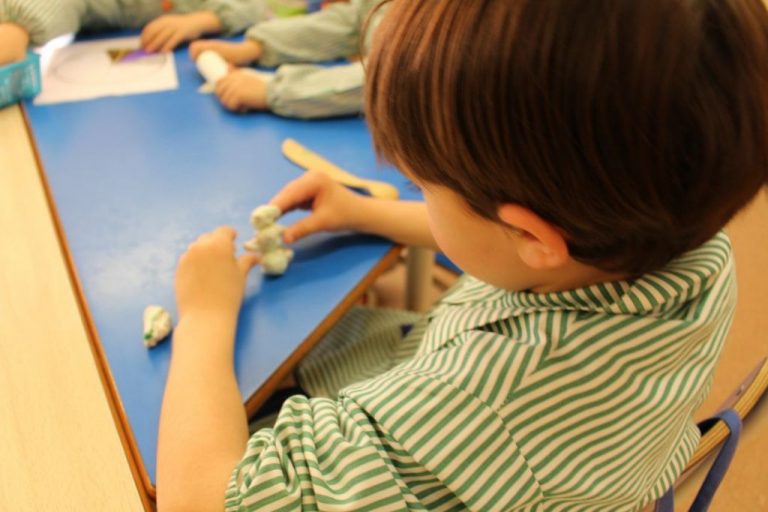 Los niños de Euskadi han tenido «un nivel intermedio» de bienestar durante el confinamiento