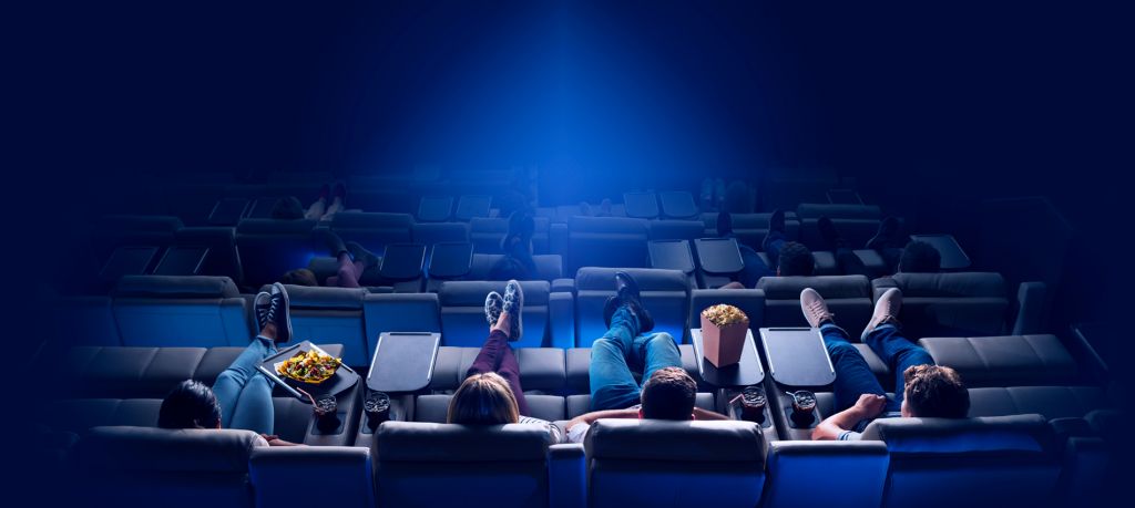 La desesperación de las salas de cine las convierte en “salas gamer”