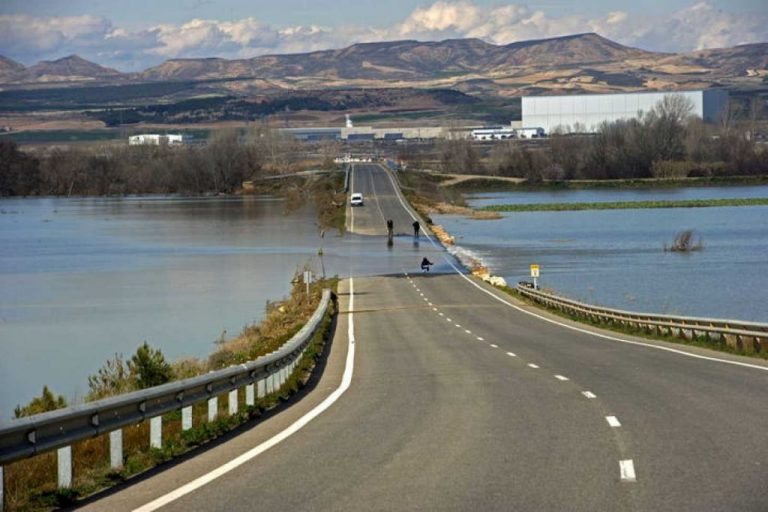 Presentado el estudio para reducir el riesgo en los municipios por las crecidas del tramo medio del río Ebro