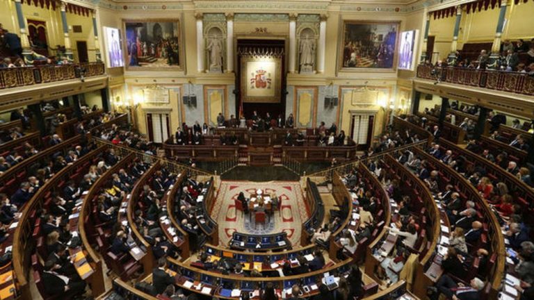 El Congreso debate mañana una ley que vetó Rajoy
