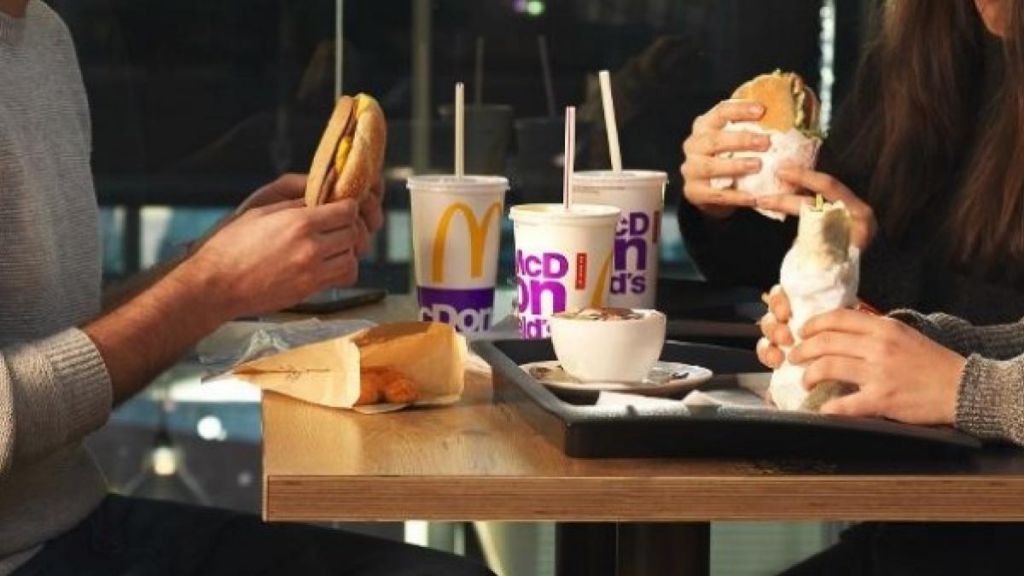 La Temperatura De La Coca-Cola: Las Claves De Mcdonald'S Para Ser La Más Destacada