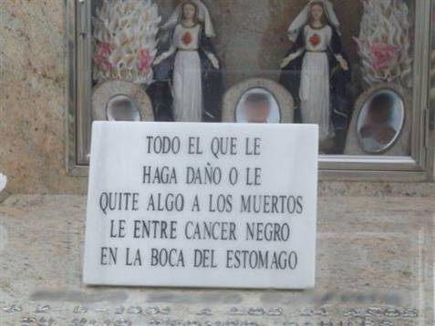 Las Lápidas Más Graciosas Del Cementerio