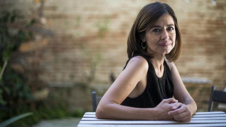 Marta Orriols vuelca las «contradicciones» de la maternidad