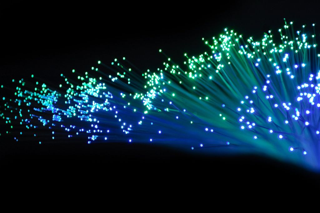 Qué es la fibra óptica