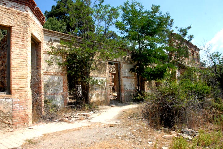 Sanatorio De Alfaguara Lugares Más Terroríficos España