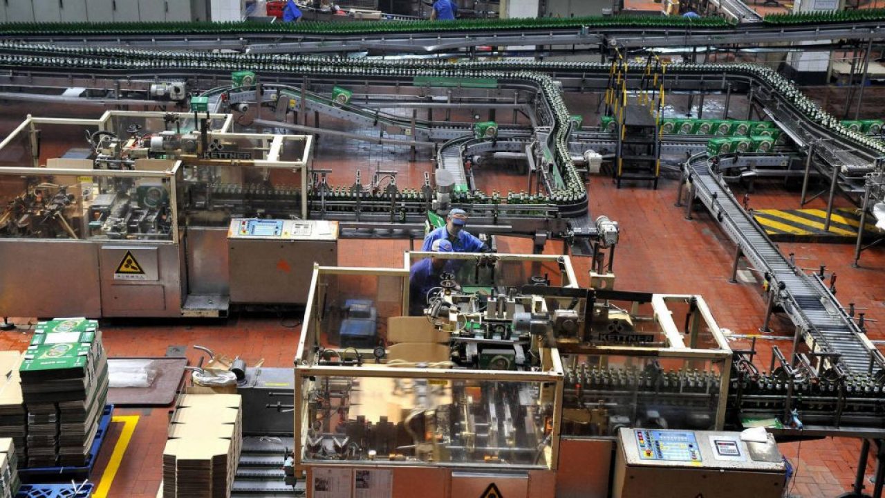 Cuánto cuesta fabricar unas zapatillas de Adidas o Nike de 100 euros |  Business Insider España