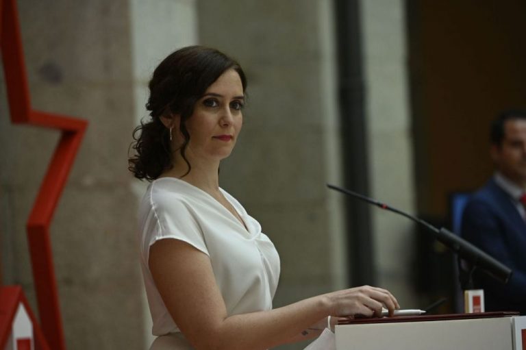 Más Madrid y Podemos insisten en moción de censura contra Ayuso