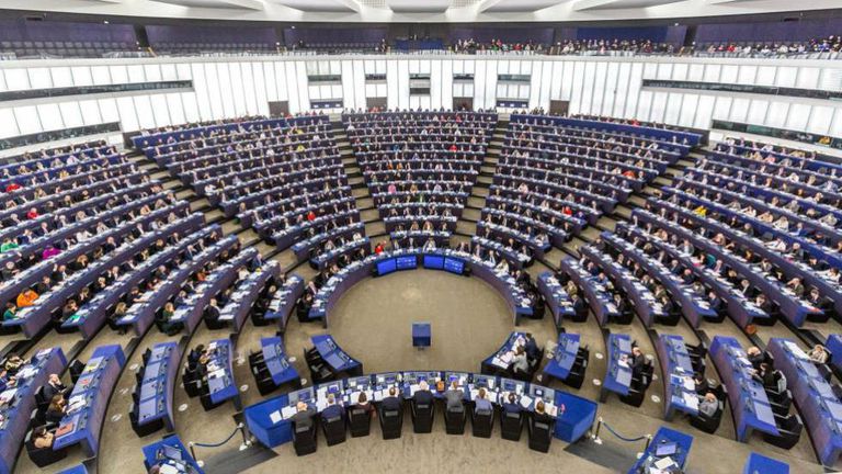 La Eurocámara respalda financiar con 2 millones el reciclaje de 500 trabajadores