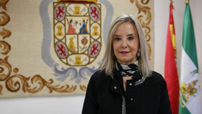La fiscal superior destaca la importancia de recordar a la sociedad la «sinrazón» del asesinato por ETA de Luis Portero