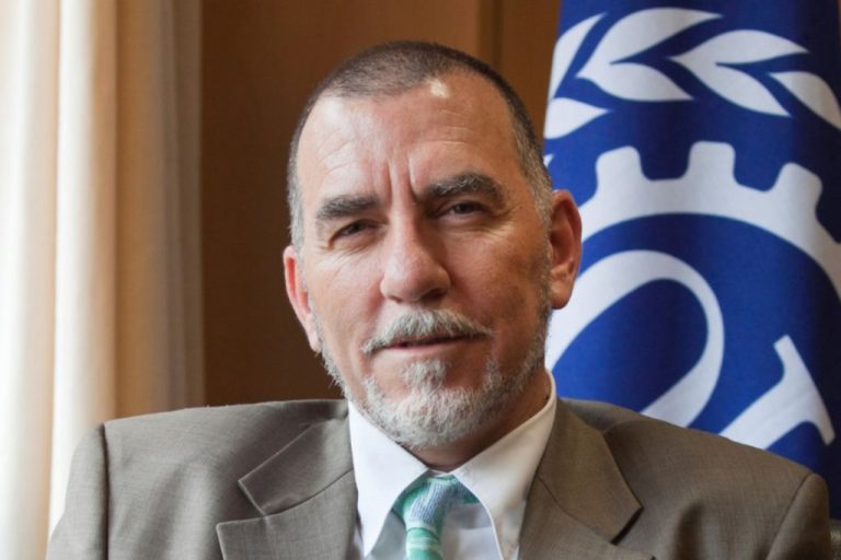 Director de la OIT: Los fondos europeos permitirán «crear más de 800.000 empleos»