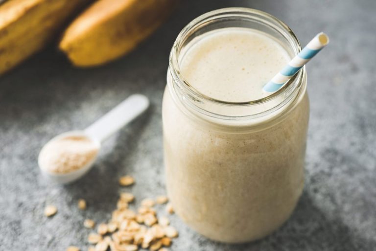 Cómo preparar leche de avena nutritiva en casa