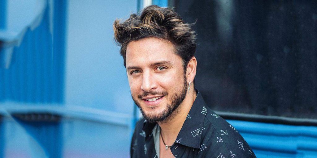 Manuel Carrasco Fue Uno De Los Coaches De La Voz.