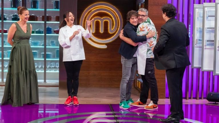 Jordi Cruz y Samantha Vallejo la lían: Noche de comedia en «MasterChef Celebrity»
