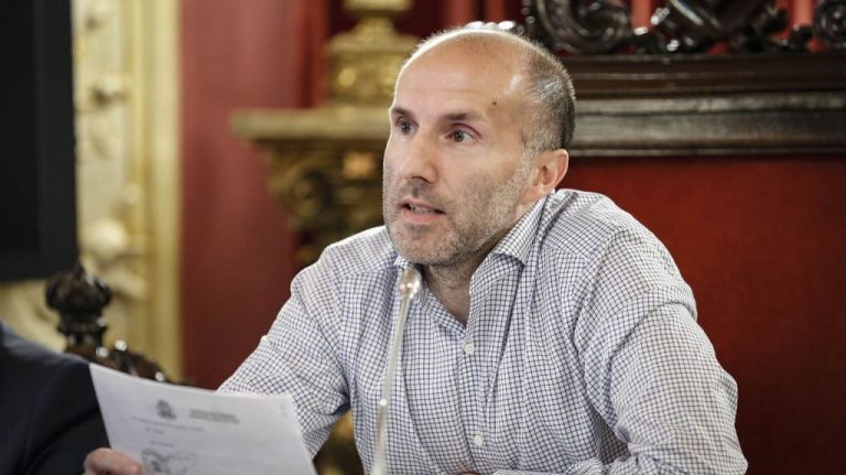 Alcalde de Ourense ve a la ciudad «al borde» del confinamiento