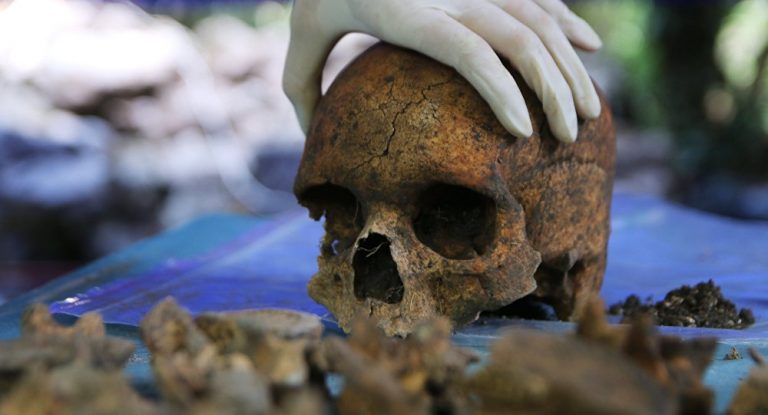 Investigadores forenses demuestran evidencia paleogenética de una familia del Neolítico
