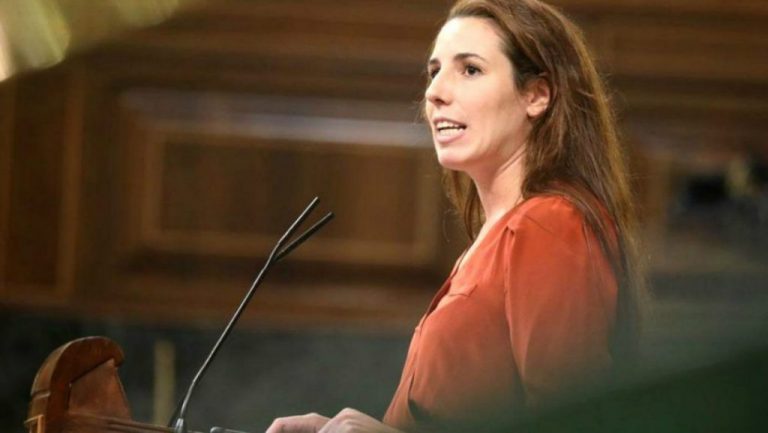 Vox acusa al Gobierno de «importar miles de africanos»