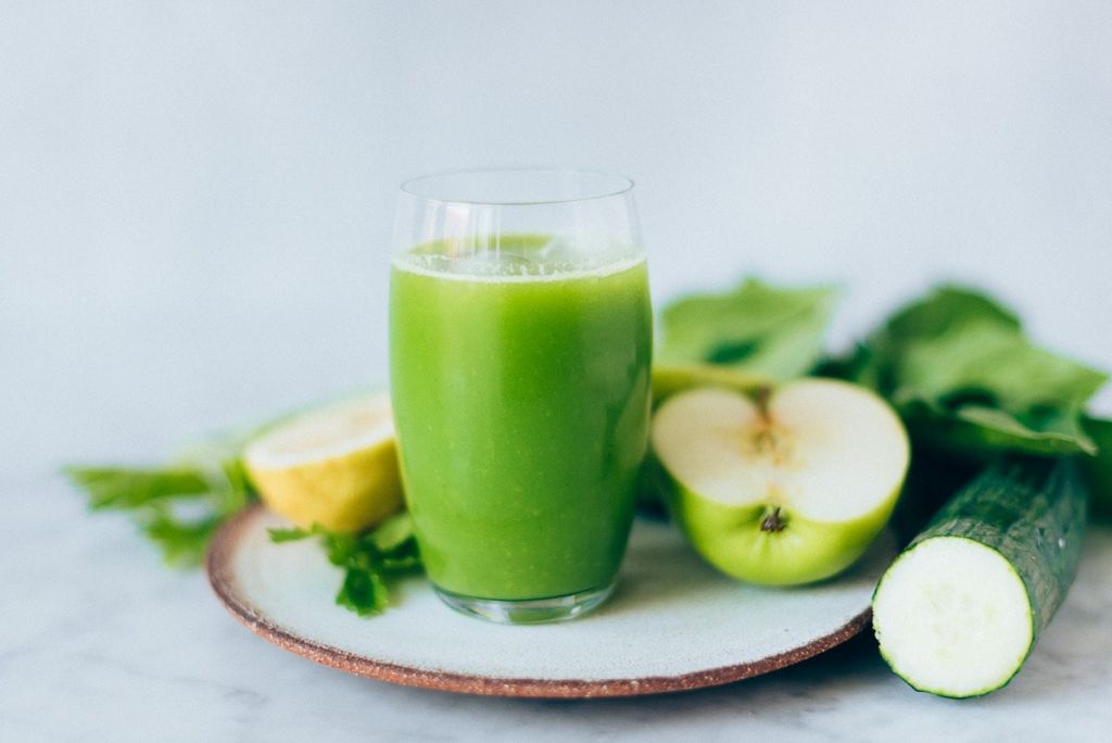 Zumo De Limón Y Manzana Para La Gripe Y El Resfriado