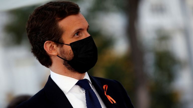 Casado dice que la armonización fiscal de Sánchez es «ilegal»