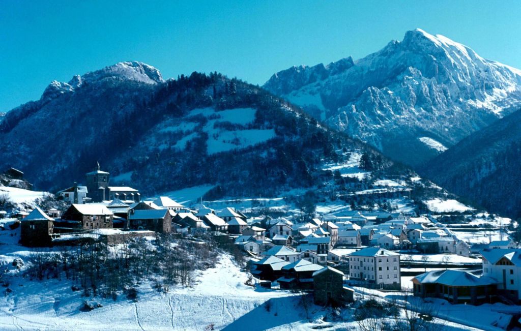 Pueblos De España Con Una Estampa Invernal Digna De Una Postal