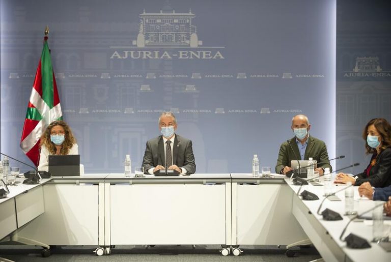 Euskadi calibra el efecto de las restricciones para estudiar «todas las medidas posibles»