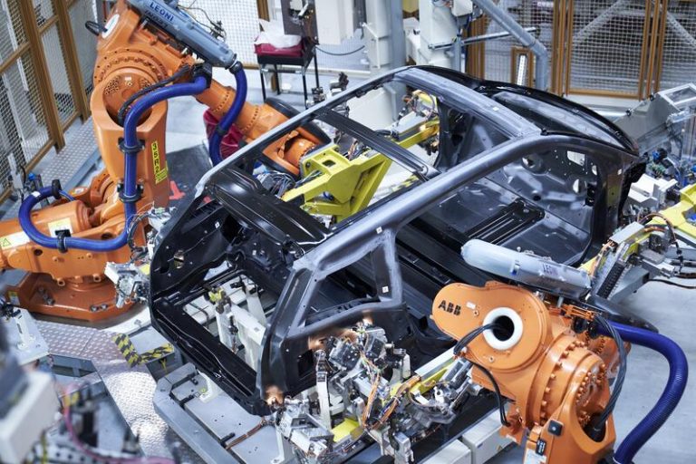 La actividad manufacturera crece al ritmo más rápido de los tres últimos meses