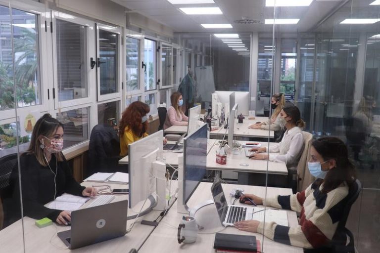 Continúa la tónica decreciente en la creación de empresas este último año