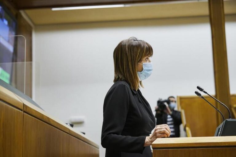 Mendia (PSE) advierte a EH Bildu de que no les «encontrará» para «derribar ningún régimen»