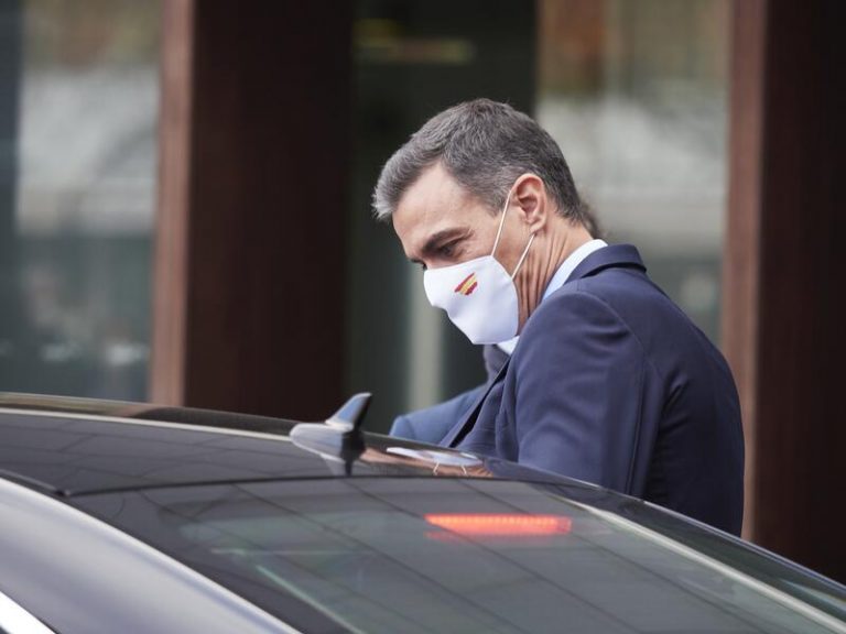 Sánchez, recibido en Palma con pancartas de ‘Gobierno dimisión’