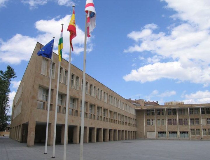 Los grupos municipales del Ayuntamiento de Logroño condenan «los actos de violencia de ayer»