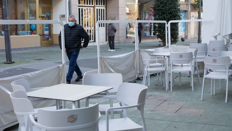 Galicia analiza la propuesta de los hosteleros para una «reapertura progresiva»