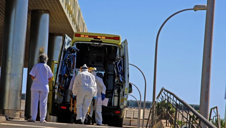 Canarias registra 7 muertes, todas en Tenerife, y 120 nuevos casos
