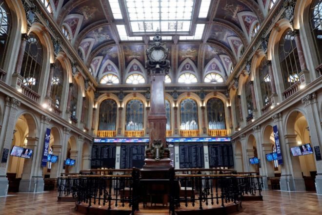 El Ibex cierra la sesión con un aumento del 2,07% alcanzando los 6.585 puntos