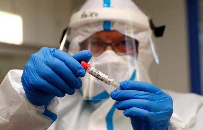 Cantabria registra 193 casos nuevos y suben los hospitalizados