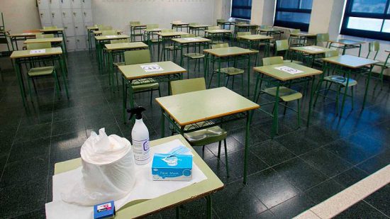 Médicos de Melilla piden suspender las clases presenciales