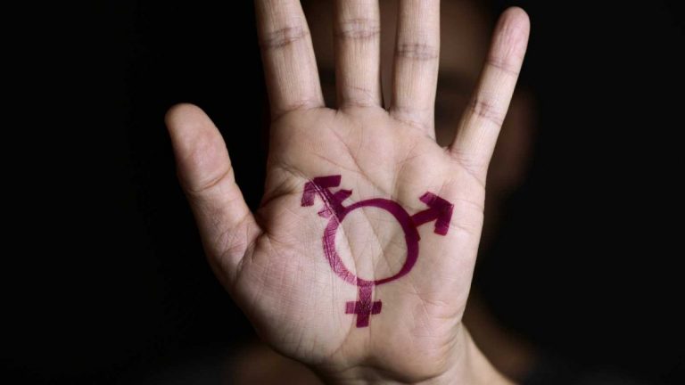 77% de las mujeres trans ha sufrido discriminación a la hora de buscar empleo