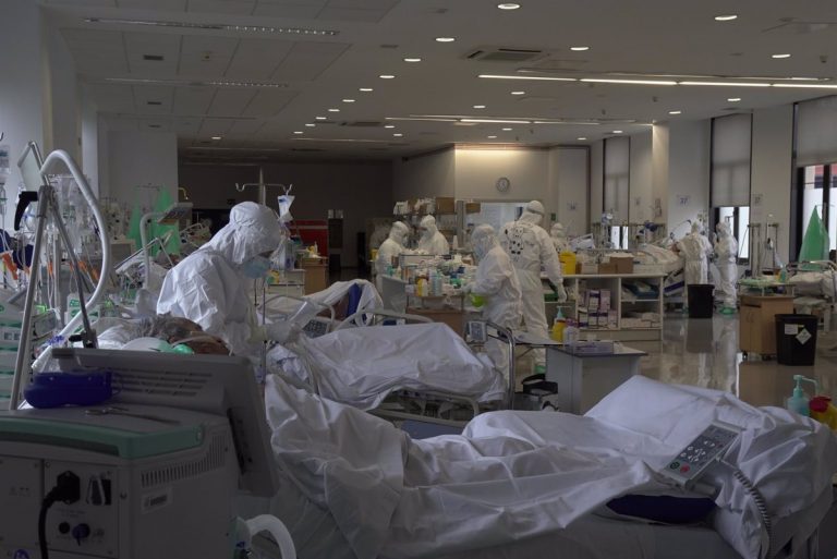 Cantabria suma 178 casos pero bajan ingresos en hospitales y UCIs