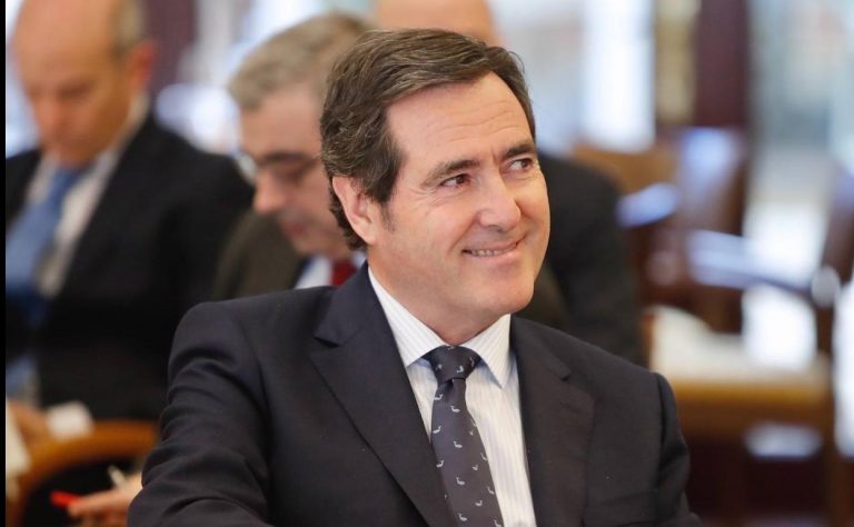 Garamendi dice que «no es el momento» de subir el SMI