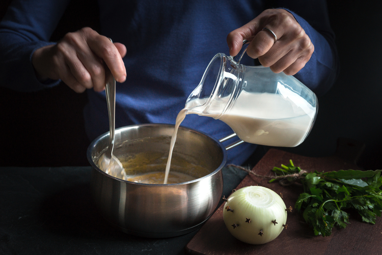 Preparación De La Salsa Bechamel Sin Gluten