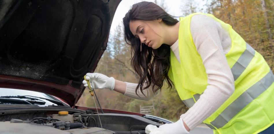 Calidad Y Rendimiento: El Aceite De Tu Coche... Cuál Elegir